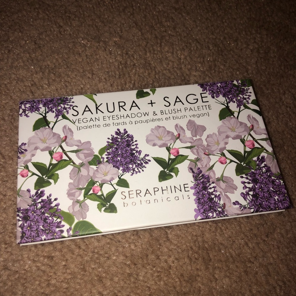 🤍3/$20🤍🌸Sakura and Sage Blush and Eyeshadow Palette 🌸 - Picture 1 of 4